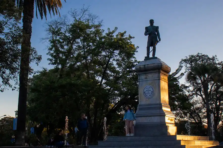El reconocimiento tardío para Manuel Belgrano: los héroes también mueren de pena