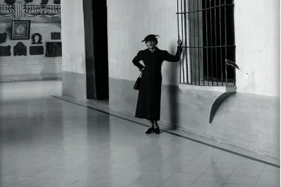 Recuerdos fotográficos: Berta Singerman en la Casa Histórica de los años 30