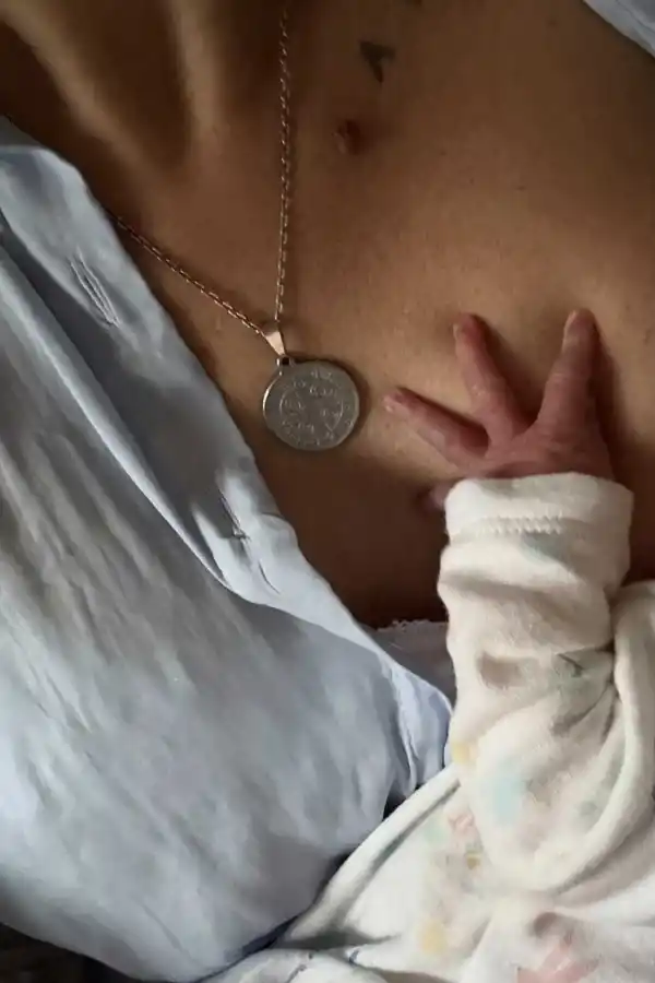 Jimena Barón fue mamá nuevamente y mostró las primeras fotos de Arturo