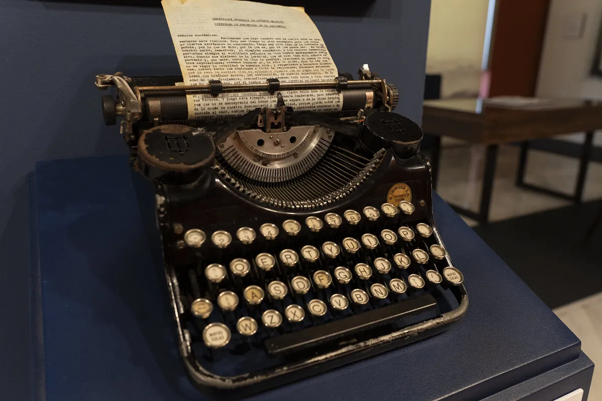 España: la RAE rinde homenaje a los Machado con una exposición íntima y reveladora