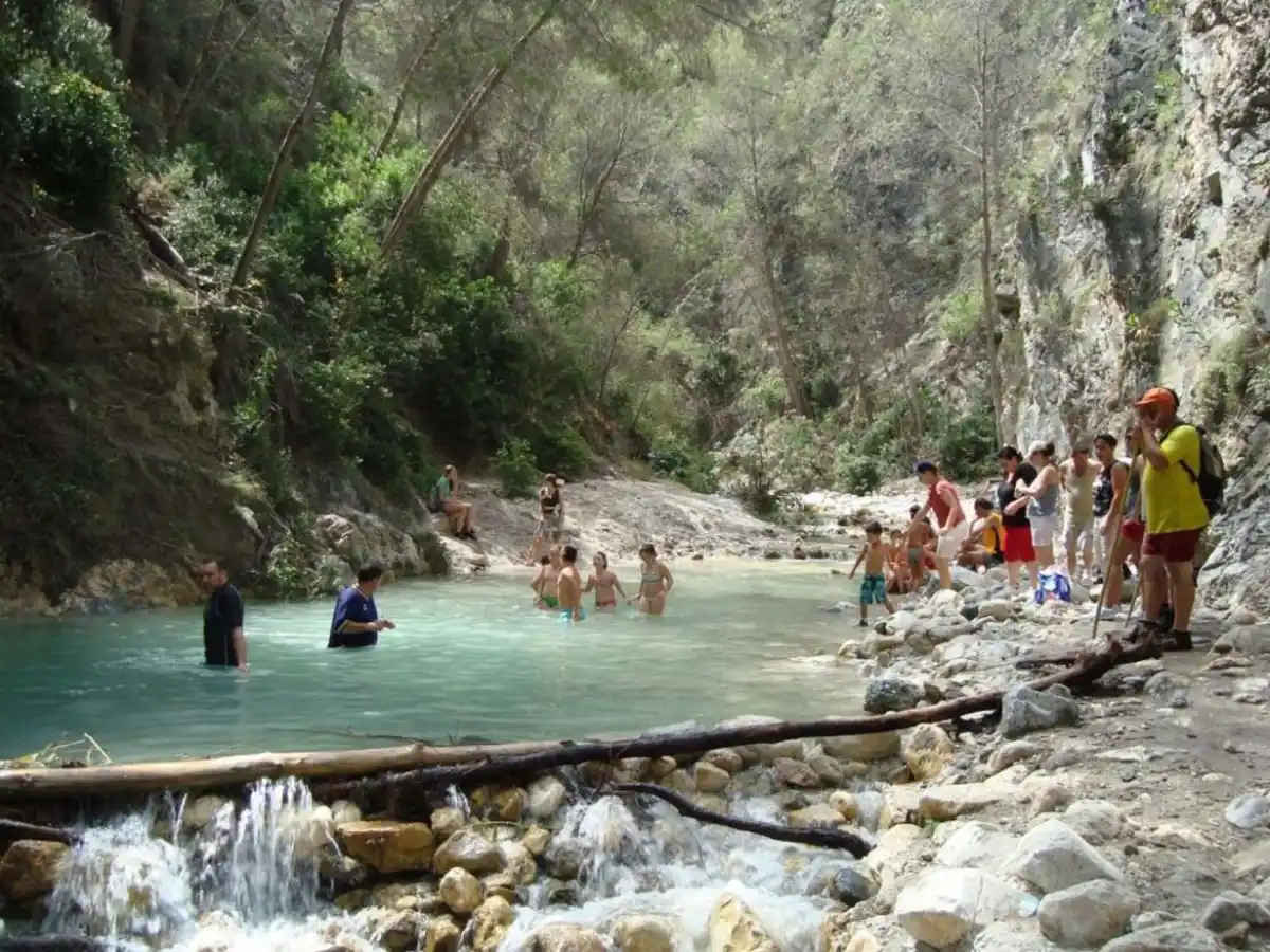 Las cinco rutas de senderismo más espectaculares de Málaga: naturaleza salvaje entre desfiladeros, montañas y ríos
