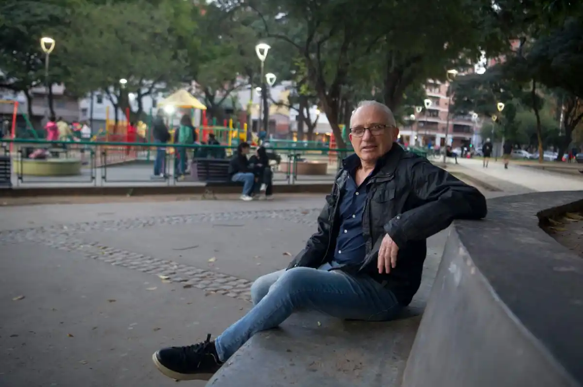 Lleva 35 años en Tucumán, cumplió un sueño en San Martín y asegura que el amor no se va