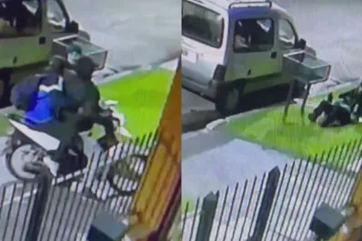 Dos motochorros tiraron al suelo a una mujer de 90 años y la arrastraron para robarle