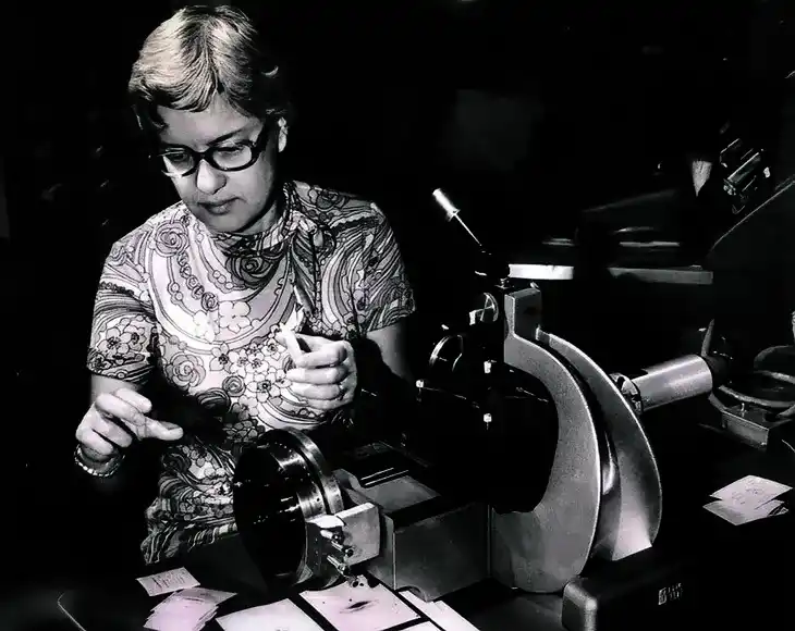 PIONERA. Vera Rubin halló pruebas de la existencia de la materia oscura.