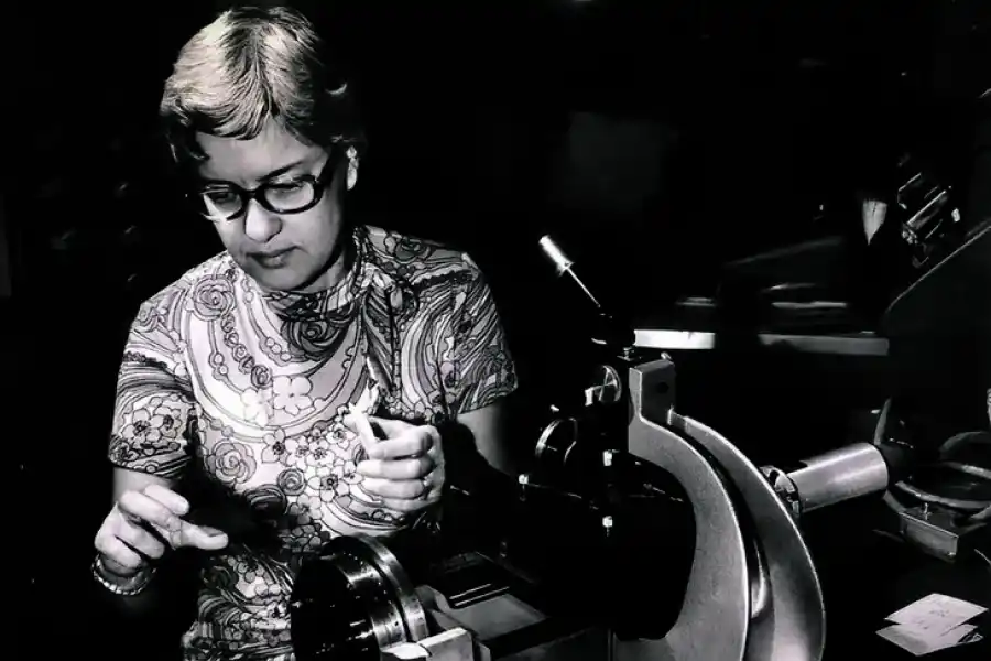 PIONERA. Vera Rubin halló pruebas de la existencia de la materia oscura.