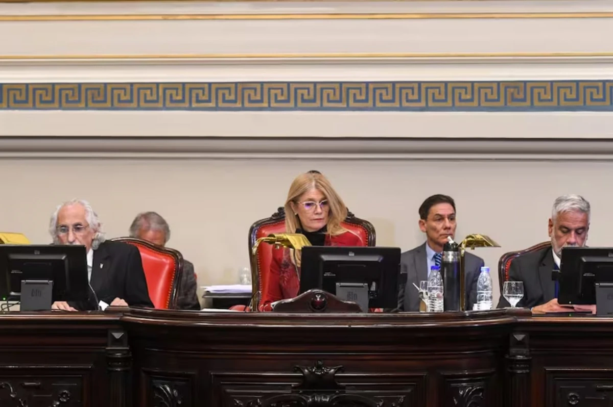 El Senado de Buenos Aires aprobó la reelección indefinida de los legisladores provinciales