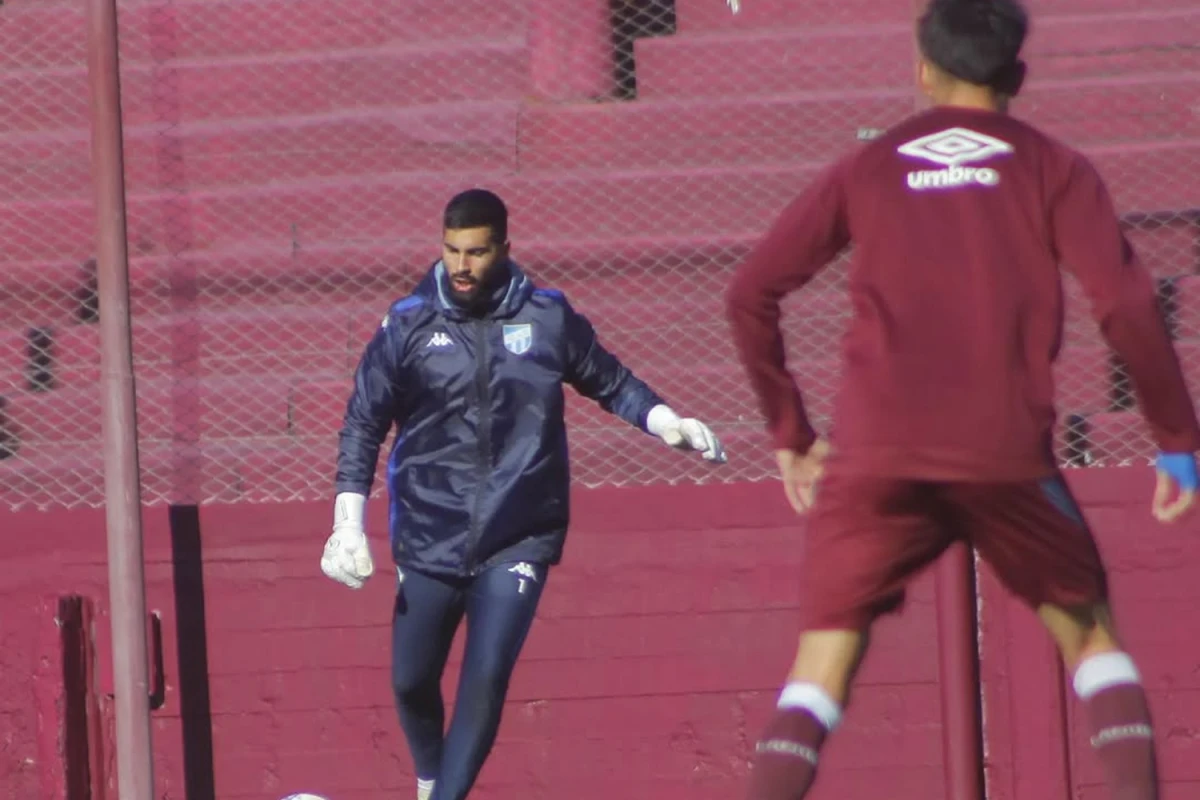 Juan González jugó los primeros 45 minutos. 