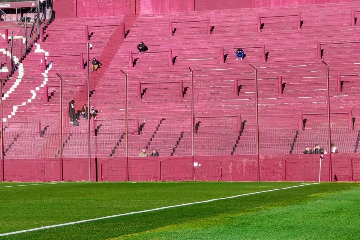 Va cayendo gente al baile