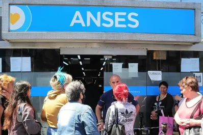 Bajas en ANSES: ¿quiénes ya no podrán cobrar la AUH a partir de julio 2025?