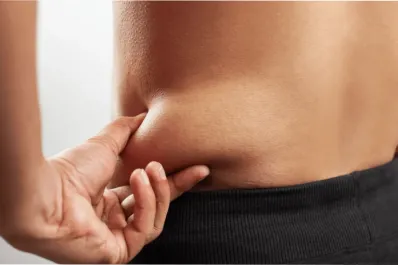 Esta es la rutina de tres ejercicios para deshacerte de los molestos flotadores