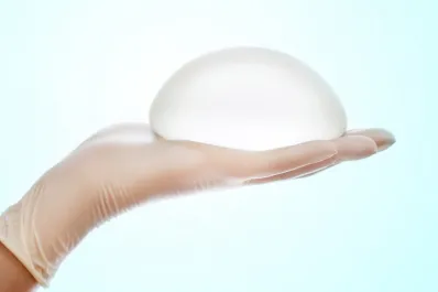 Sanidad confirma más de 100 casos de un cáncer raro vinculado a implantes mamarios en España