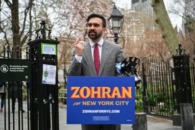 Un candidato joven, socialista y musulmán quiere ser alcalde de Nueva York