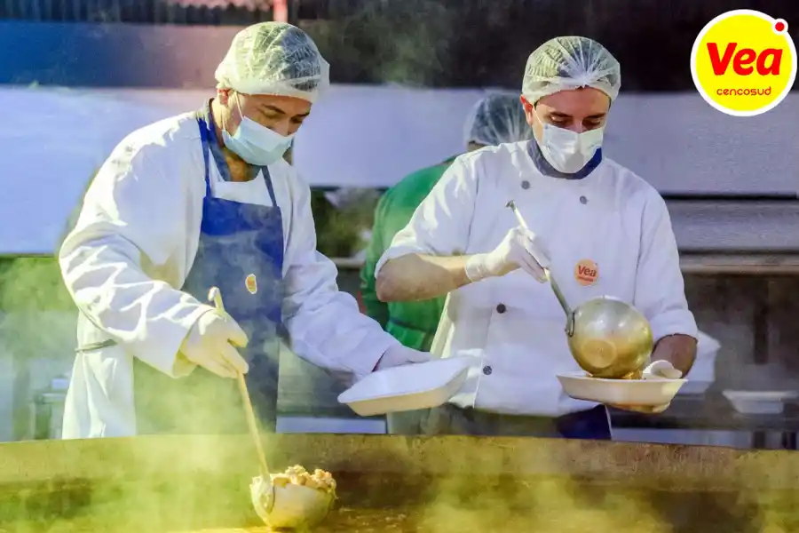 Supermercados Vea celebra la Independencia con un Locro Patrio en Tucumán
