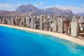 Una joya urbanística: Benidorm, la ciudad de España que cautiva a la prensa británica