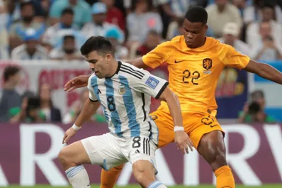 El antecedente caliente entre Acuña y Dumfries que estalló en el River-Inter del Mundial de Clubes