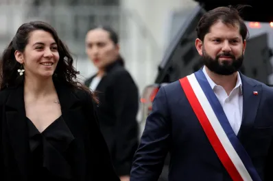 Nació Violeta, la primera hija del presidente de Chile Gabriel Boric y Paula Carrasco