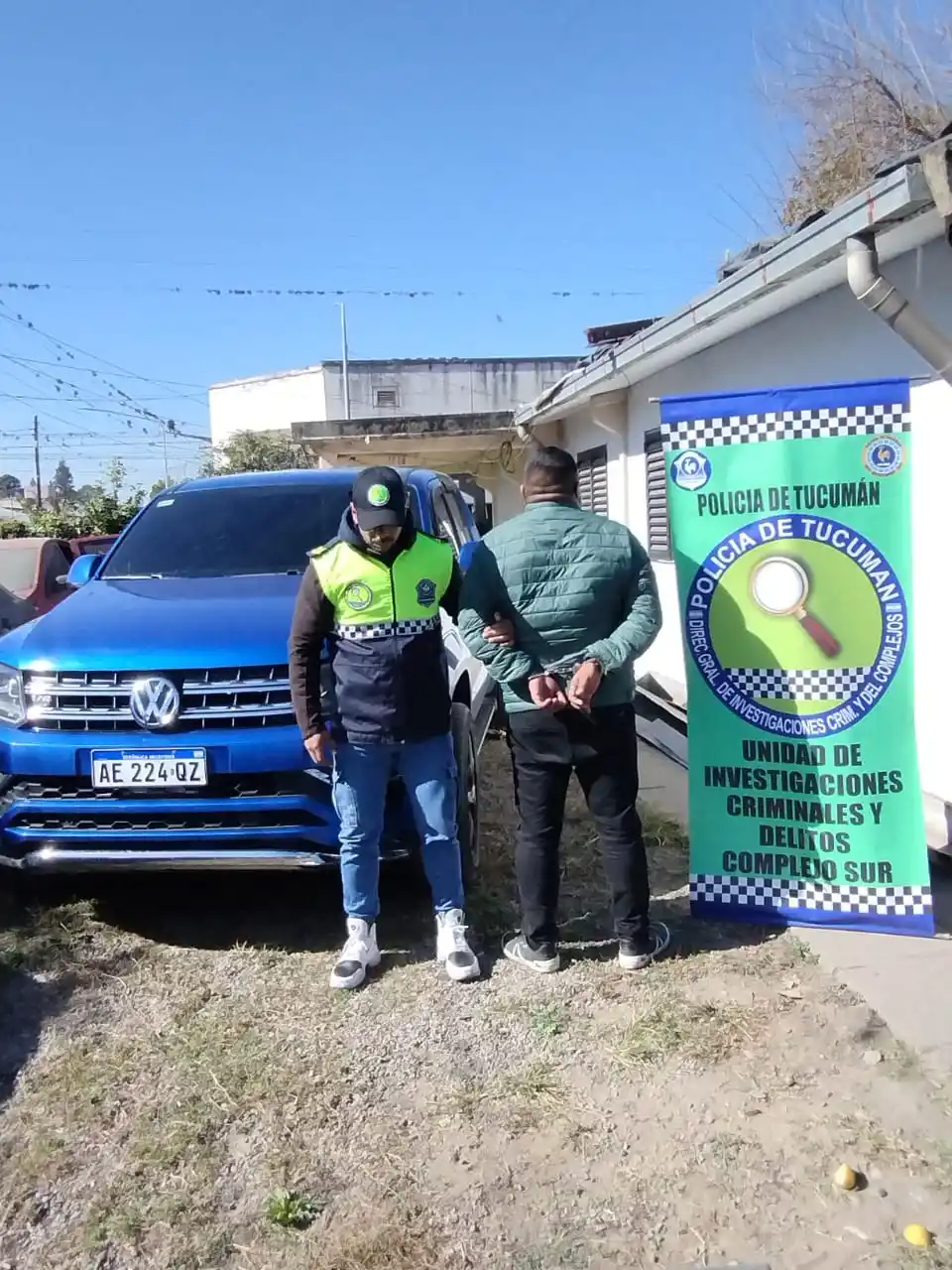 PRUEBA. A Barrionuevo le secuestraron una camioneta Amarok.