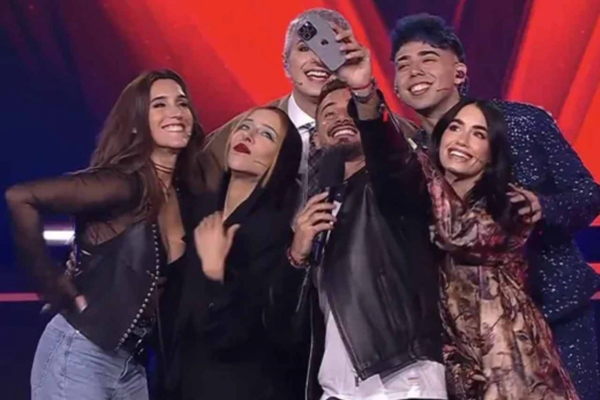 “Ya caigo, dame dos segunditos”: el participante que emocionó en La Voz con su historia