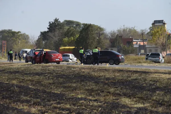 Video: el momento en que se produce el choque en cadena en la autopista