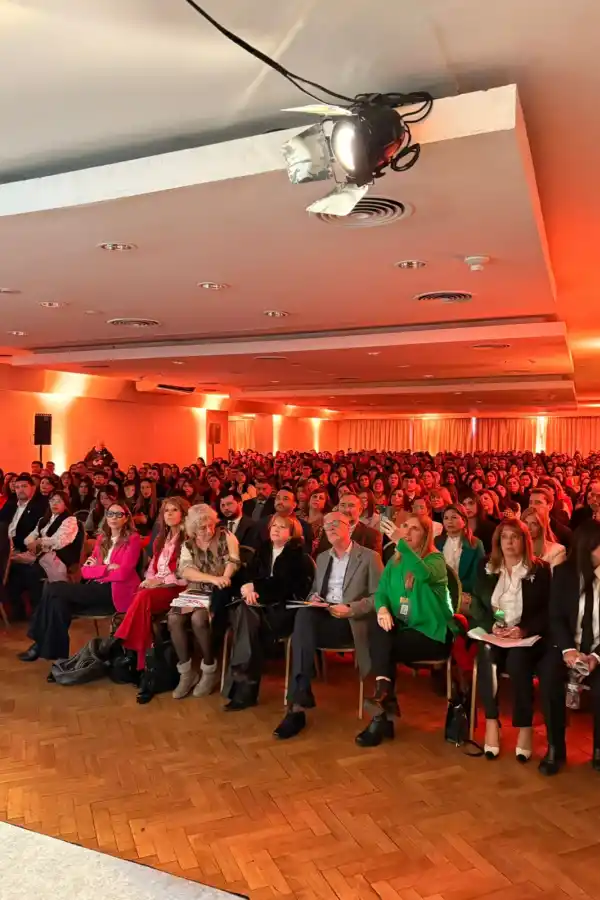 Juristas de todo el país debaten sobre problemáticas que involucran a niños, niñas y adolescentes