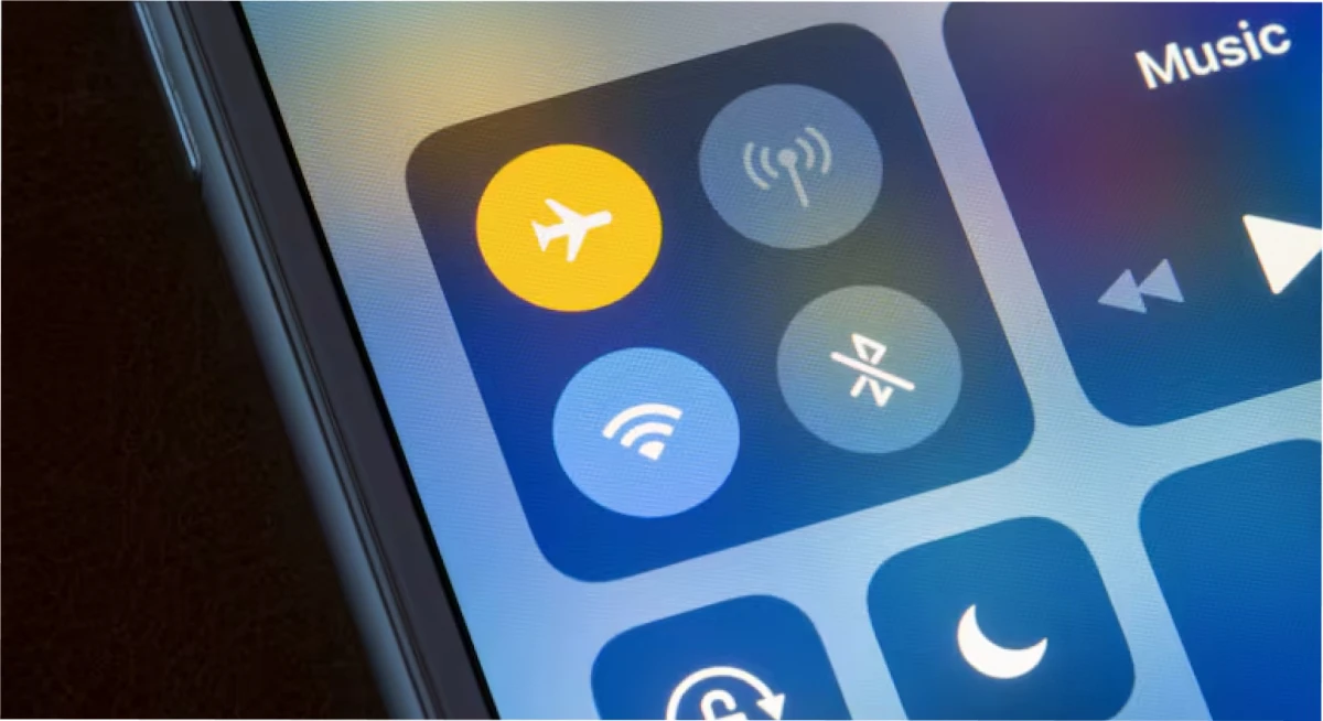 El modo avión también puede ser un escudo digital