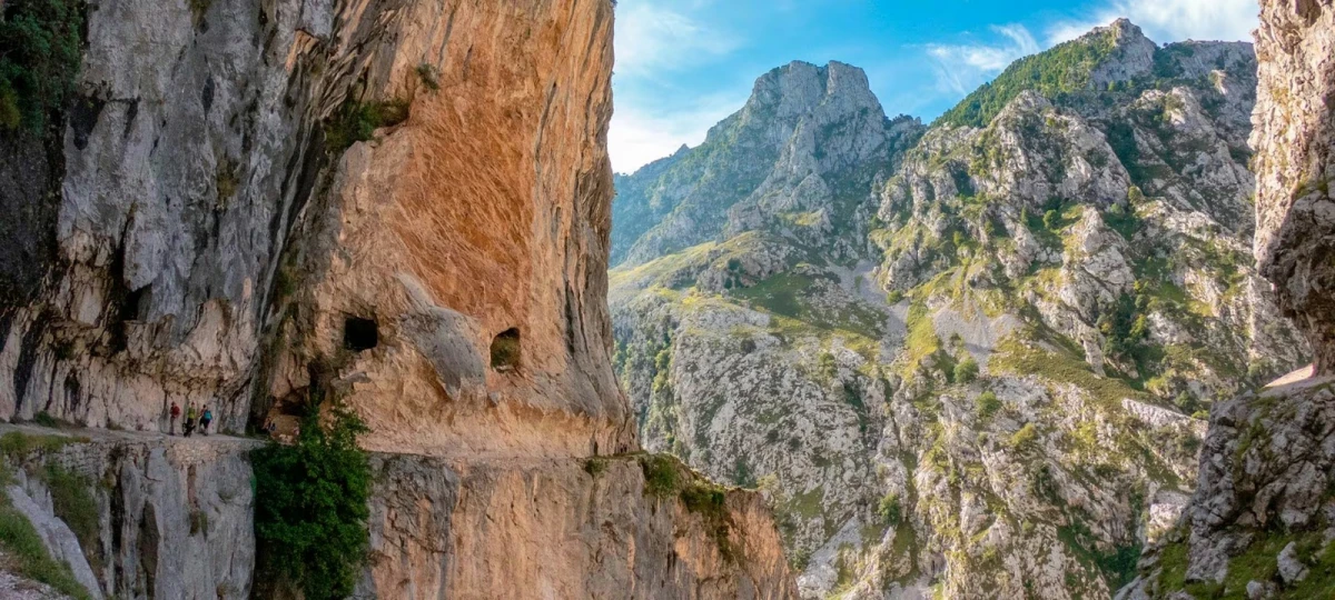 Ruta del Cares: la garganta divina de los Picos de Europa.