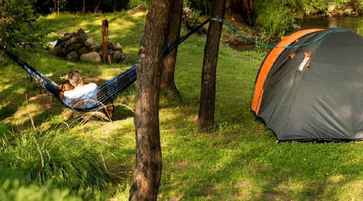 Cómo ir de camping sin perder comodidad: guía práctica para este verano en España