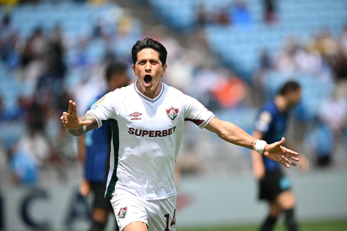 GOLEADOR. Germán Cano, a los 4 minutos, marcó el primer gol para el conjunto brasileño.