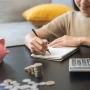 Ahorrar en el segundo semestre: ¿qué rinde más entre inflación, plazo fijo y dólar?