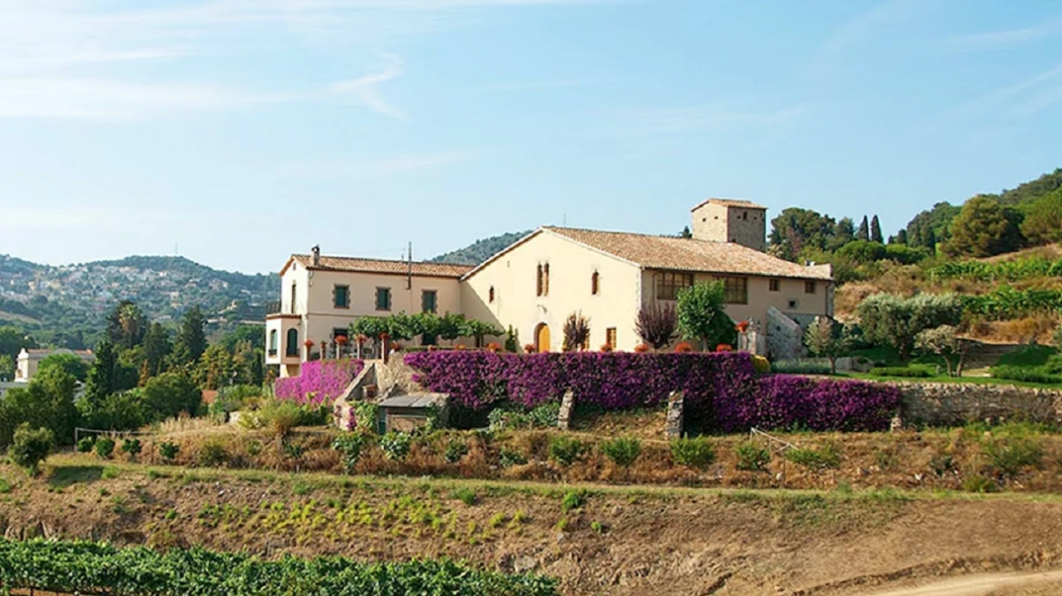 Alella, el secreto mejor guardado de Barcelona: entre los 10 pueblos más ricos de España