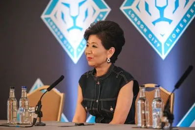 Michele Kang se convirtió en la primera mujer en dirigir un club de fútbol profesional en Francia