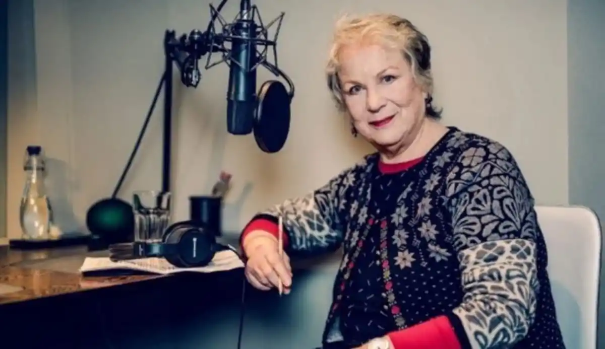 A casi 30 años del estreno de Matilda, así está hoy la actriz que dio vida a Tronchatoro