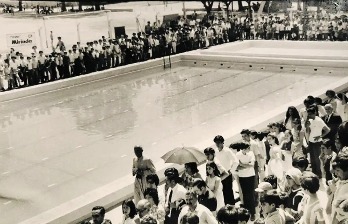 Hojeando el archivo de LA GACETA