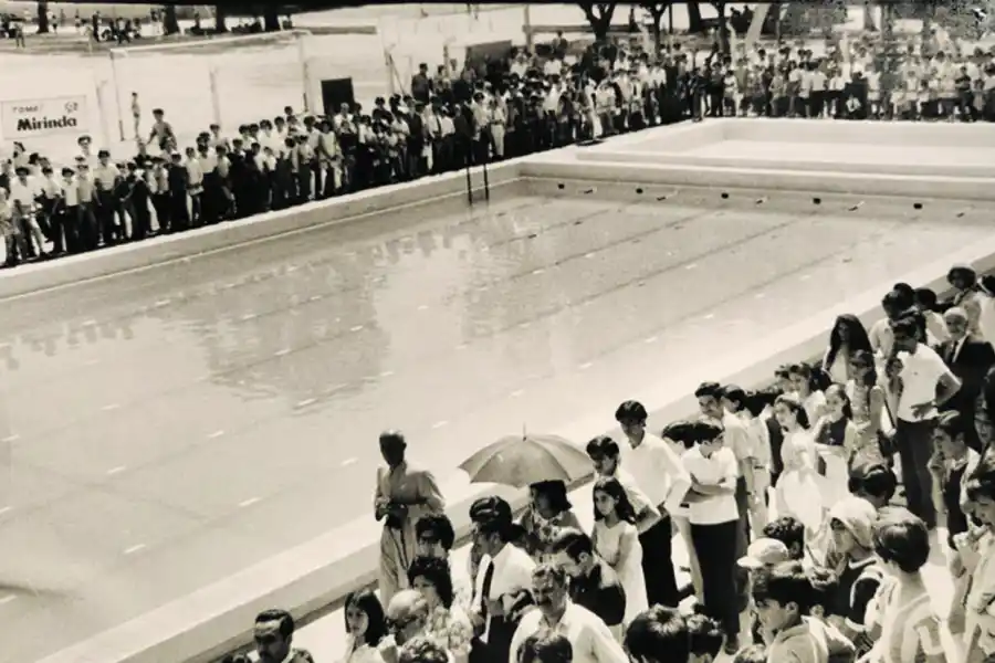 Hojeando el archivo de LA GACETA