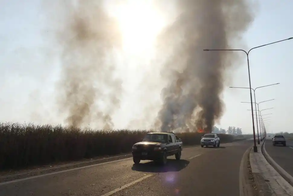 Arranca la temporada de fuegos y, según diversos estudios, la atmósfera de Tucumán es la más contaminada de la región