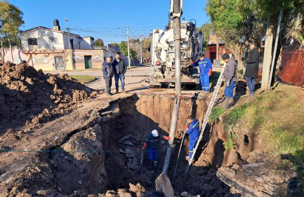 La SAT realiza una obra de cloacas en zona sur de la capital