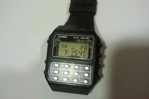 El reloj con calculadora podría ayudar a revelar la identidad del cuerpo hallado junto a la casa de Cerati