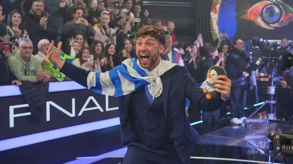 GANADOR. Santiago Algorta festejó al final del ciclo.