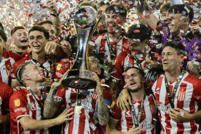 Hinchas tucumanos de Estudiantes de La Plata se convocan en la Casa Histórica: ¿cuál es el motivo?