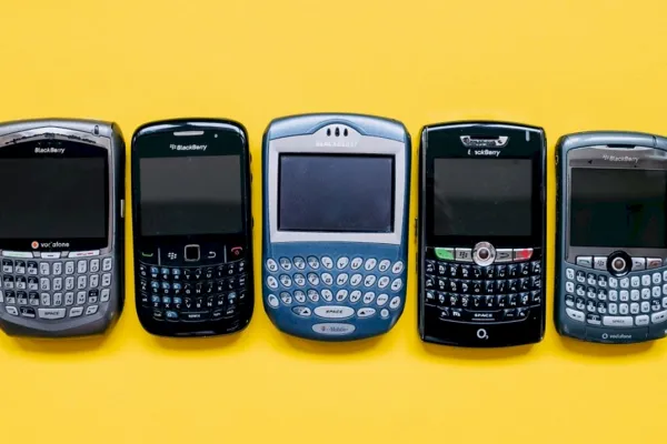 ¿Vuelven los BlackBerry? el teclado que revolucionó los celulares hace más de 15 años