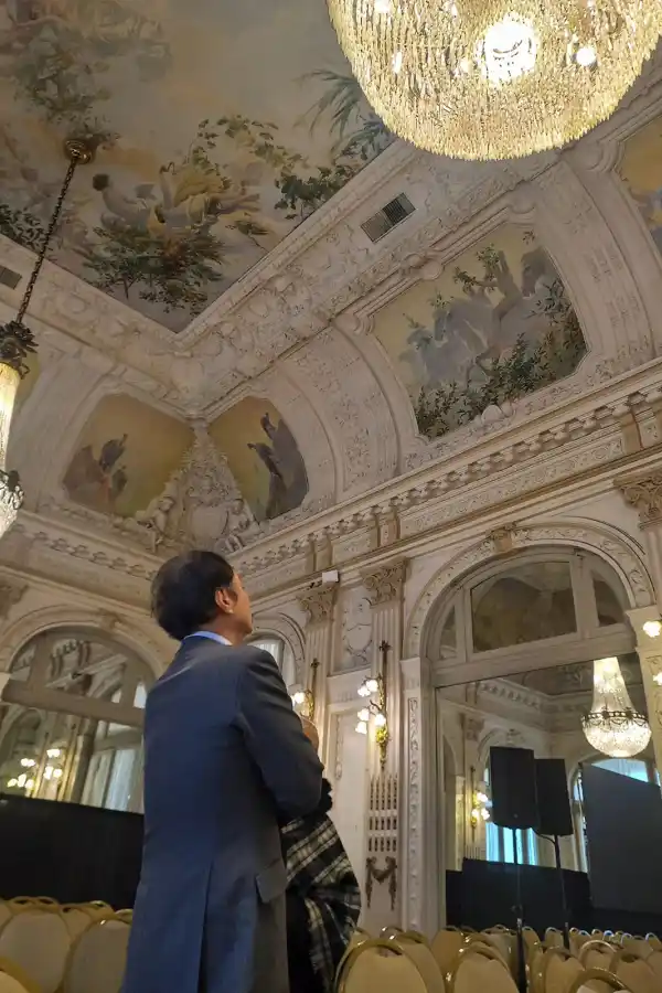 El Embajador de Japón probó el sánguche de milanesa: ¿cuál fue su reacción?