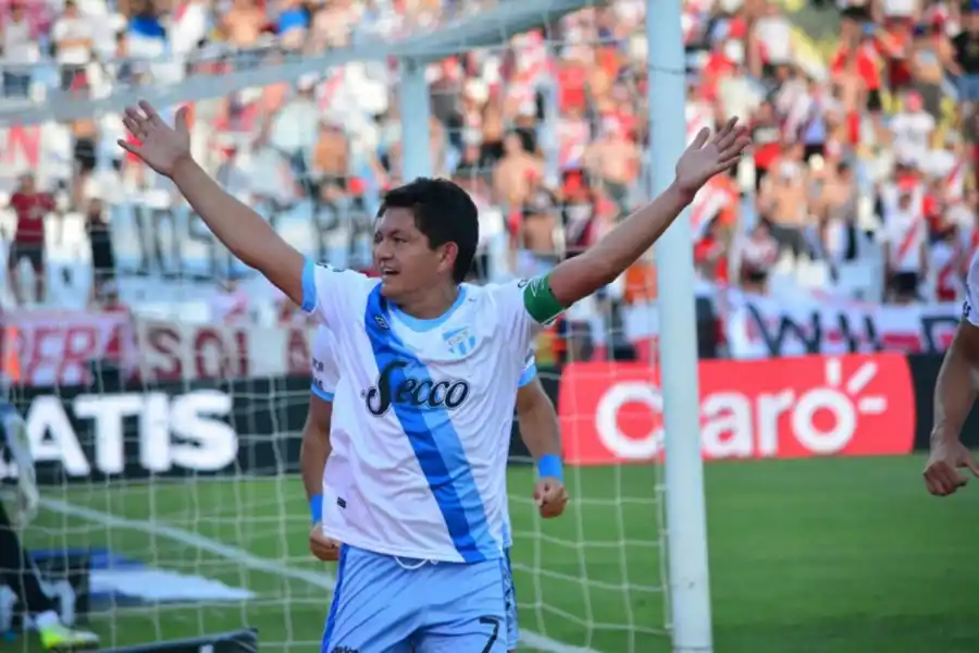 Los 10 mejores momentos de Pulga Rodríguez en Atlético Tucumán