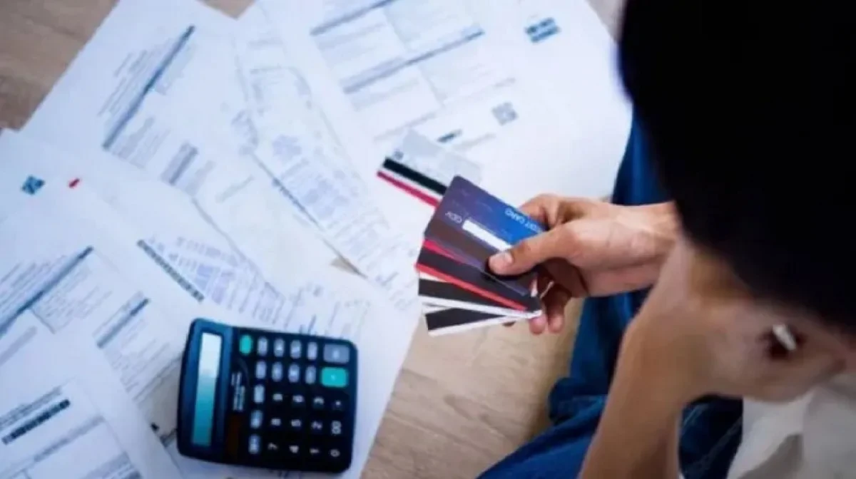 Cada vez más argentinos no logran pagar ni el mínimo de la tarjeta de crédito