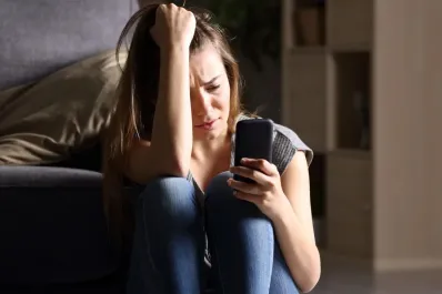 Clonaron su celular y le sacaron 46.000 dólares: así funciona el “SIM Swappin”, la nueva estafa virtual