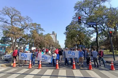 Protestaron y cortaron la Mate de Luna al 1.900 tras la disolución de Vialidad Nacional