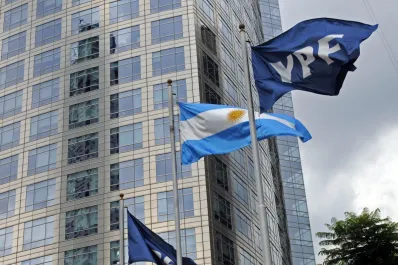 YPF: los fondos le pidieron a la jueza que no le conceda la apelación a Argentina