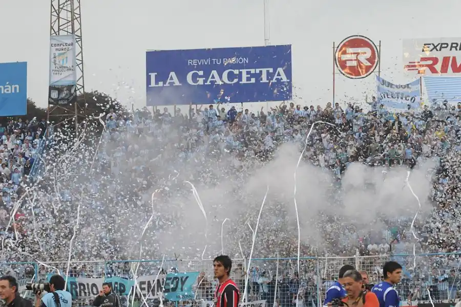 MODIFICACIÓN. La tribuna ubicada sobre Laprida dejará de ser preferencial.