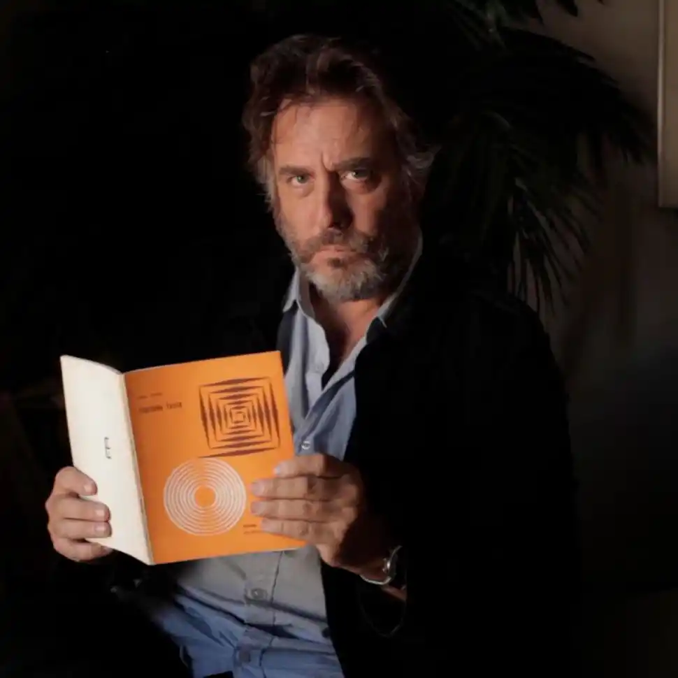 LETRAS Y CINE. Mariano Llinás propone un atractivo cruce.