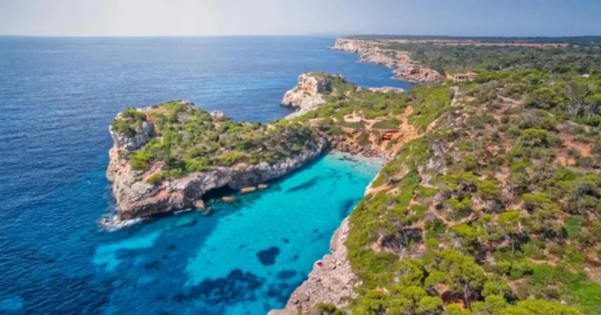 La IA elige la playa más bonita de Mallorca: una joya escondida entre acantilados