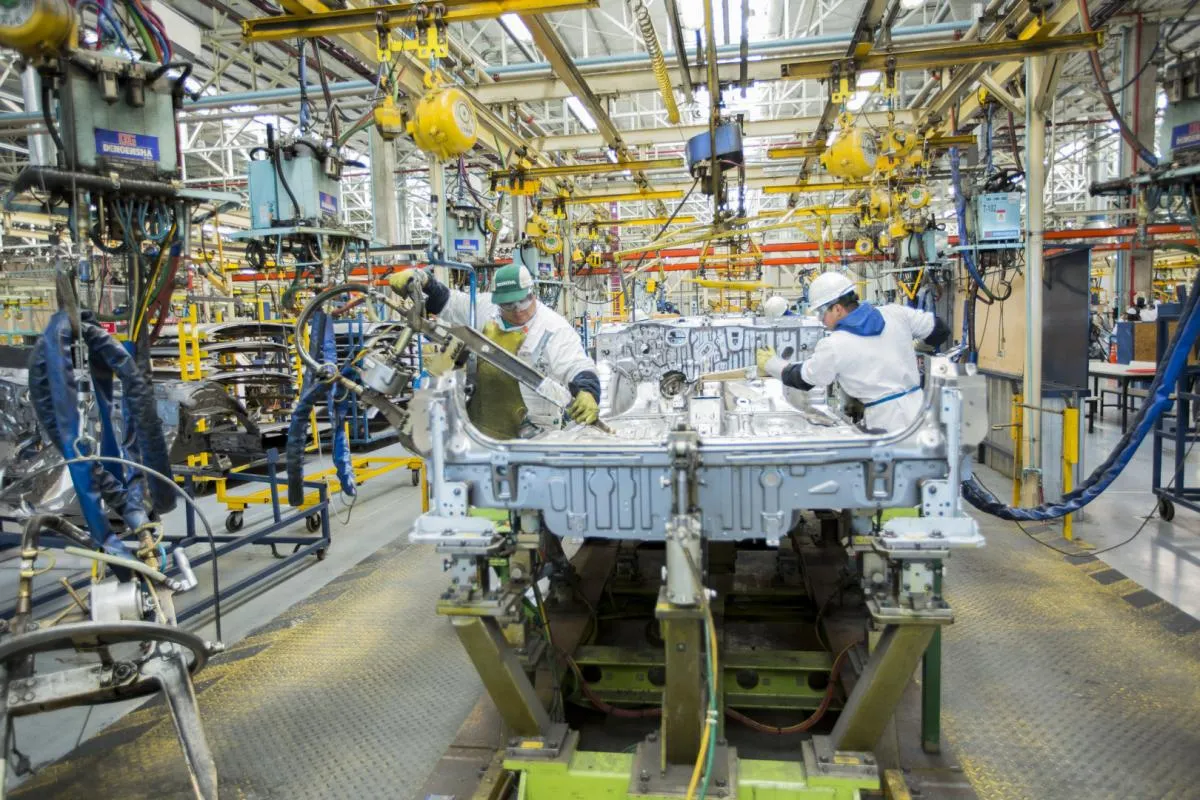 Señales dispares: pese al repunte industrial, consultoras alertan de una caída de la actividad en mayo